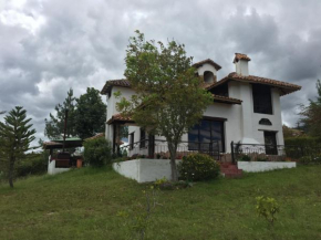 Гостиница Cabaña La Elvira  Вилья Де Лейва